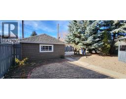 726 12B Street N - photo 21