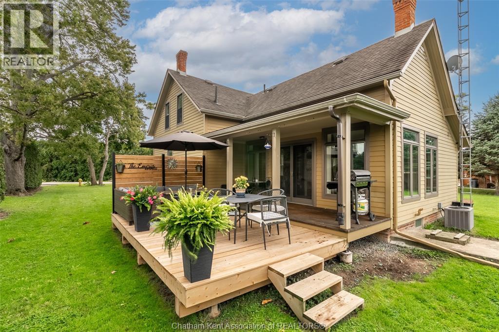 7137 Creek LINE West - Image 28