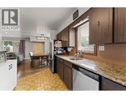 3189 Mckay, Windsor, ON  Photo 13