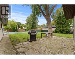 3189 Mckay, Windsor, ON  Photo 27