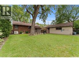 3189 Mckay, Windsor, ON  Photo 30