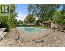 3189 Mckay, Windsor, ON  Photo 33