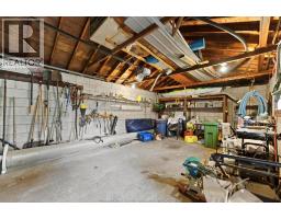 3189 Mckay, Windsor, ON  Photo 35