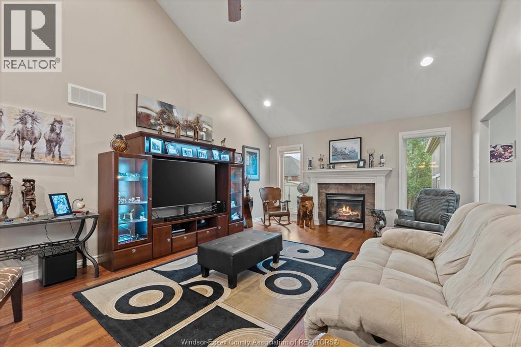 1031 Huntington BOULEVARD - 10