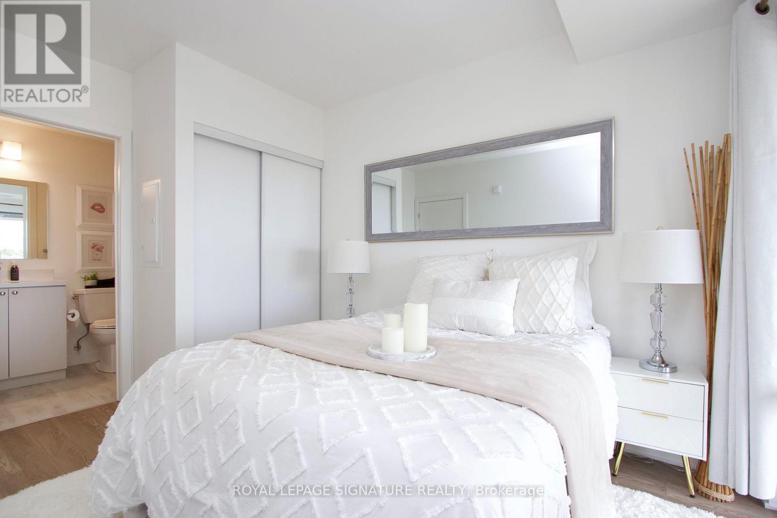 #613 51 CLARINGTON BOULEVARD - 15