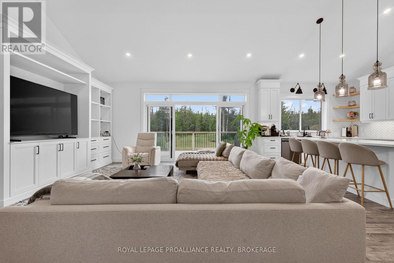 4575 BLESSINGTON ROAD - Image 21