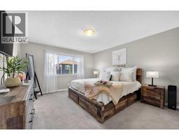 33 Yorkville Green Sw, Calgary, AB T2X4J8 Photo 25