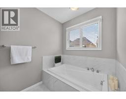 33 Yorkville Green Sw, Calgary, AB T2X4J8 Photo 30