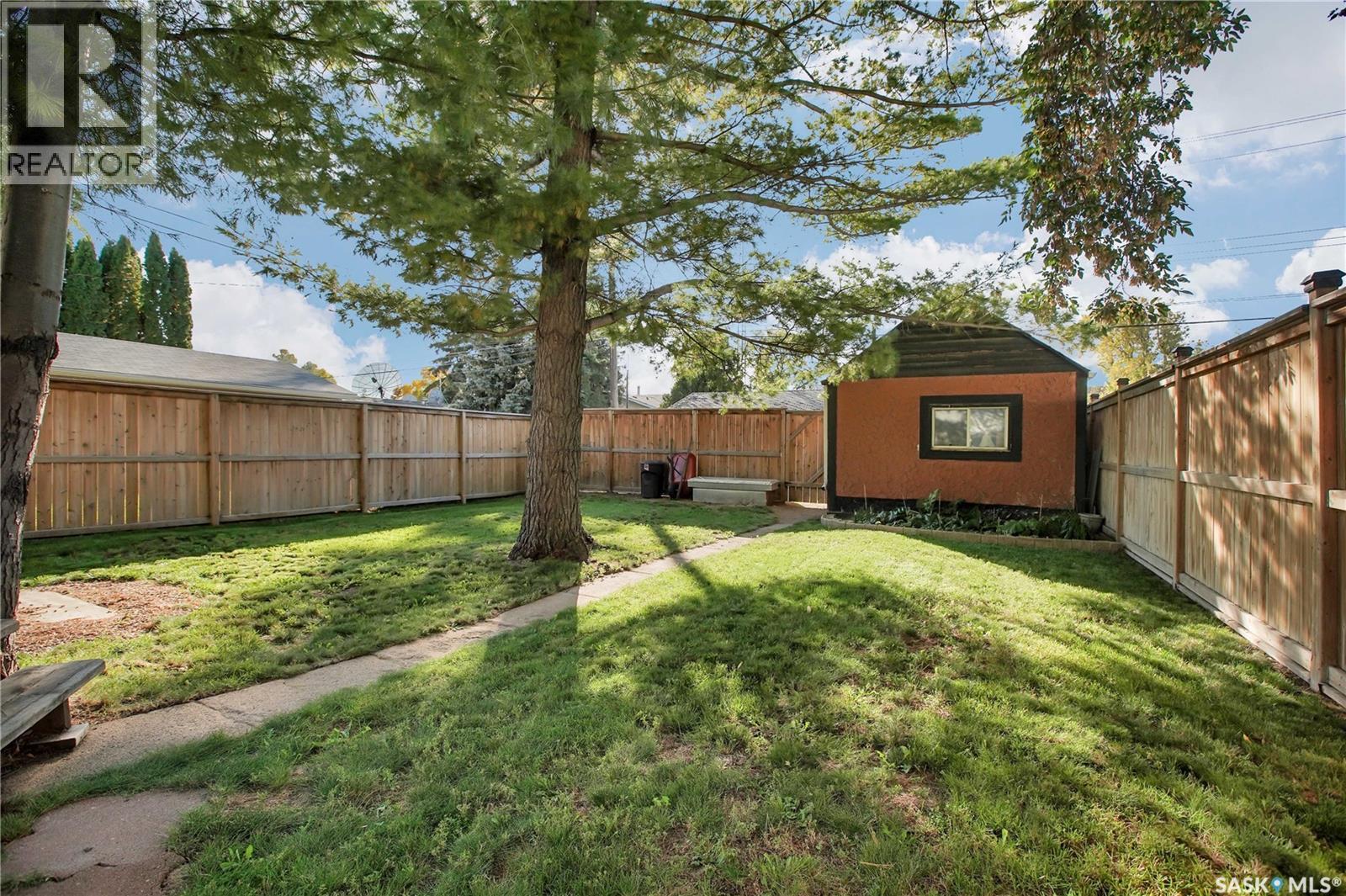 1940 Coy AVENUE - 22