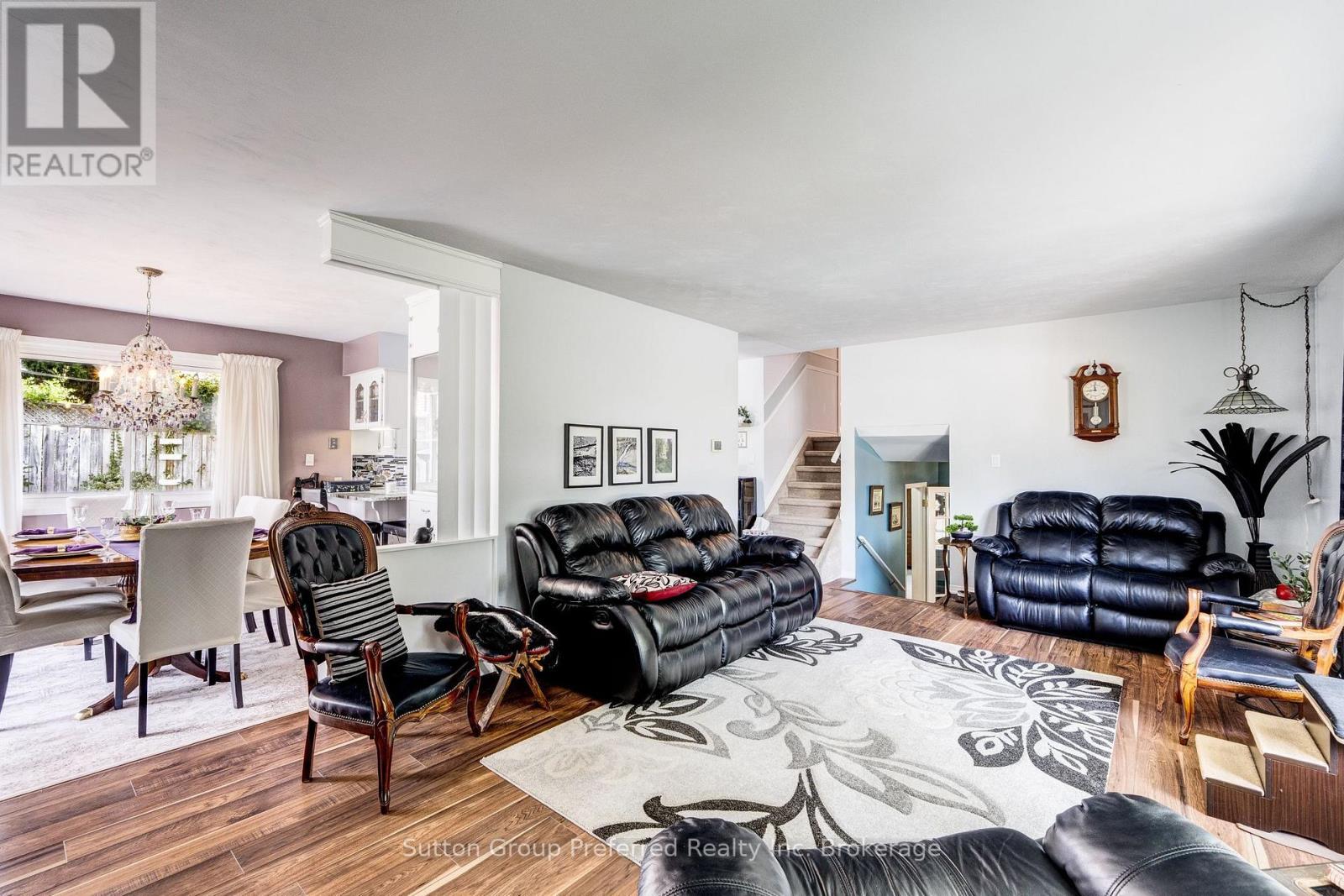 260 FERNCREST ROAD - 14