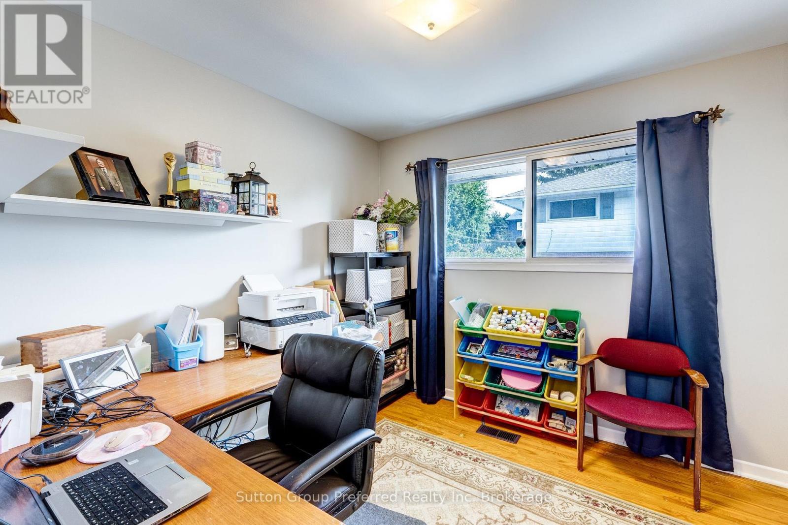 260 FERNCREST ROAD - Image 22