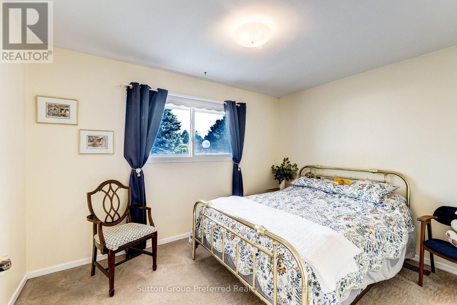 260 FERNCREST ROAD - Image 26