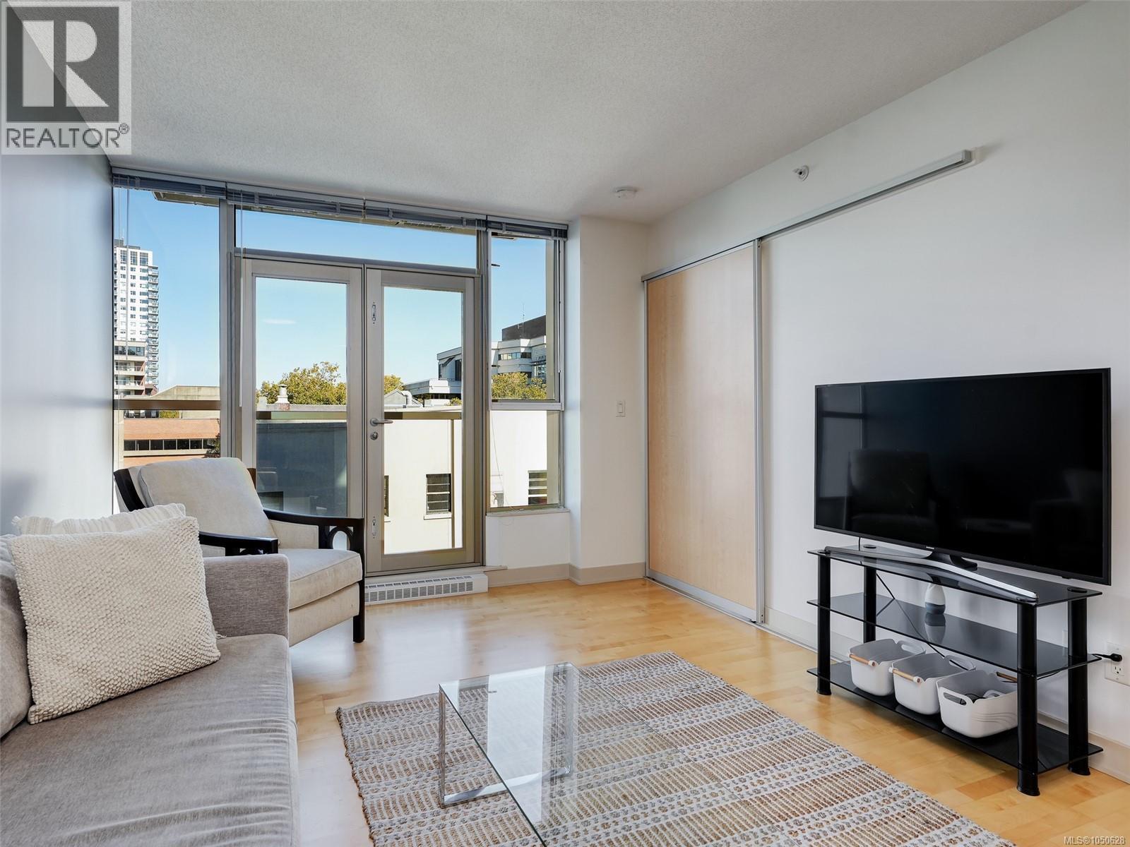 #505 760 Johnson St - 4