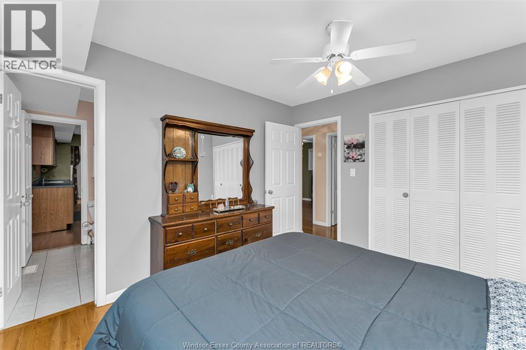 3415 RANDOLPH - 16