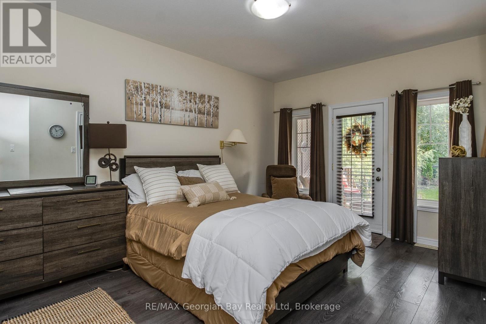 68 RIVERWALK PLACE - 20