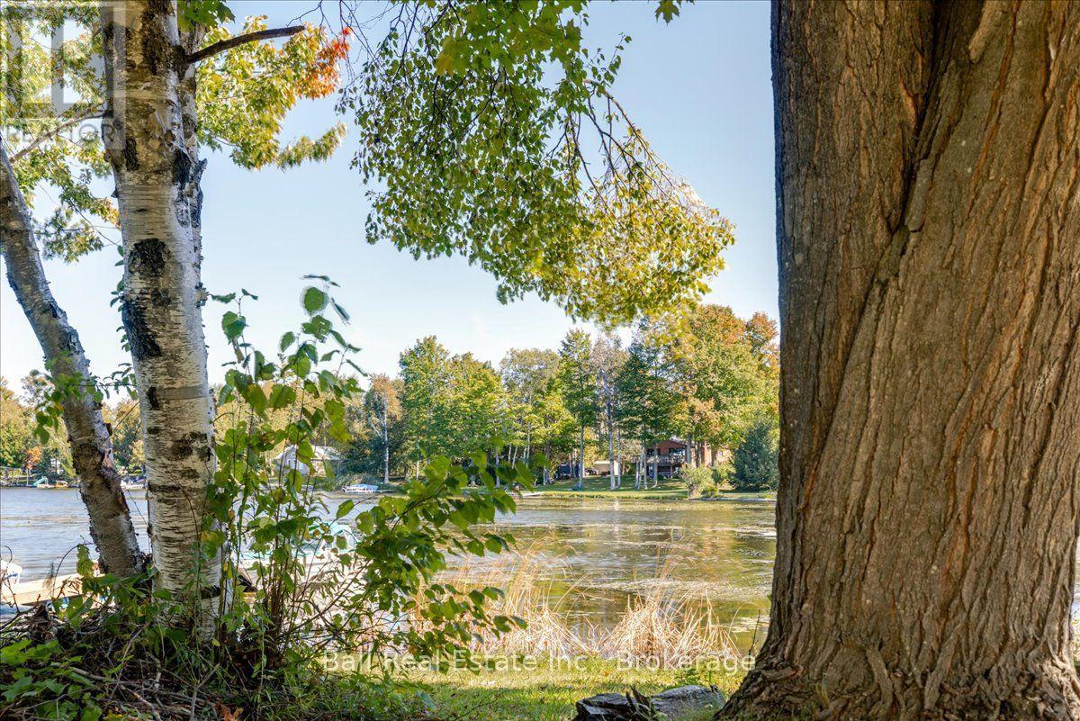 1420 EASTVIEW DRIVE - 11