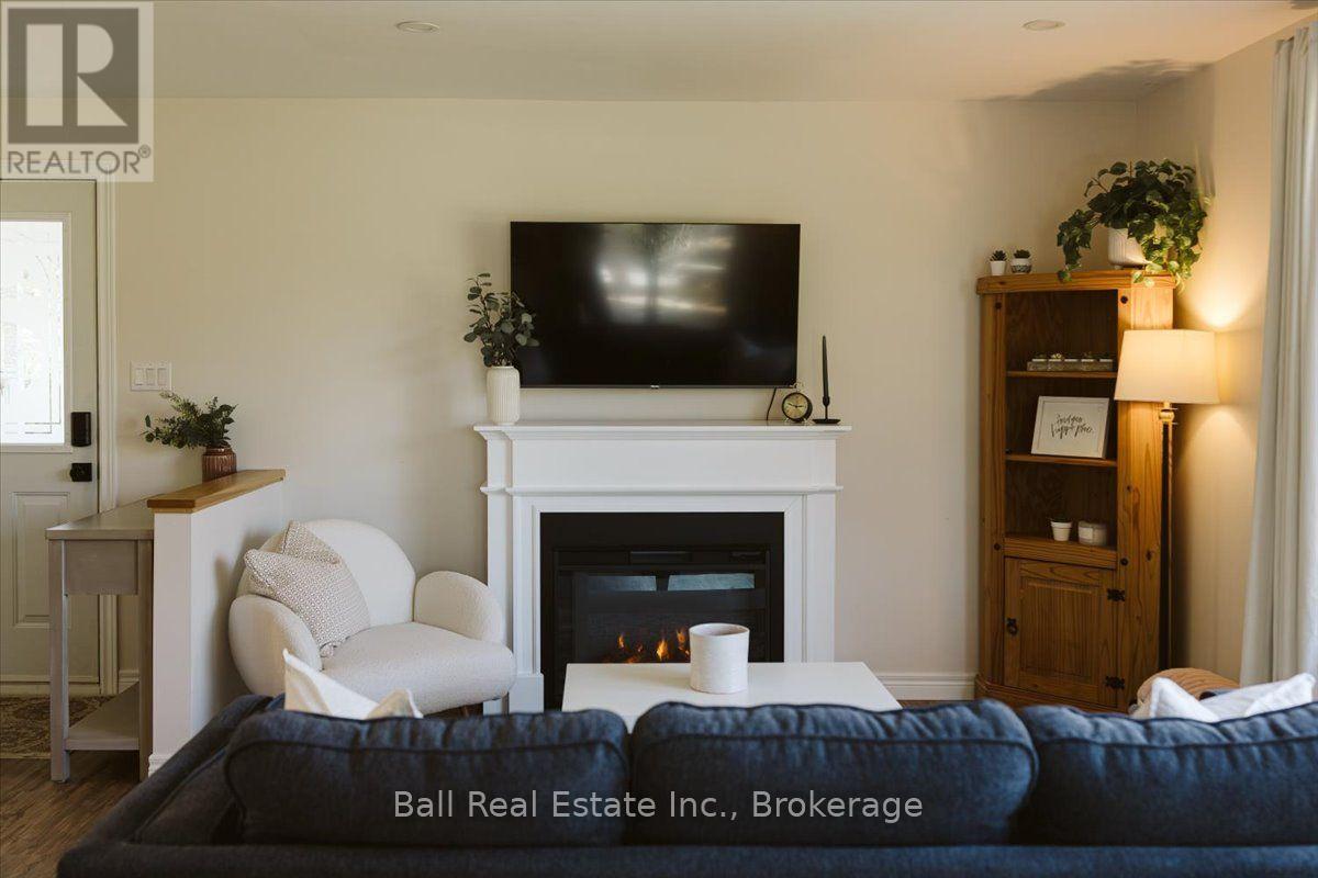 1420 EASTVIEW DRIVE - 15