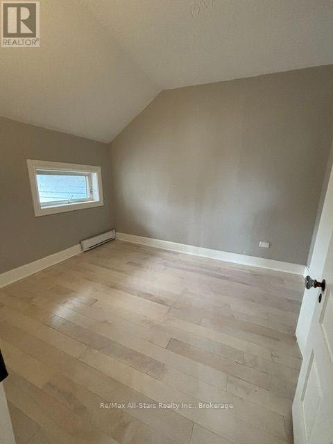 9 Francis Street West — photo 8