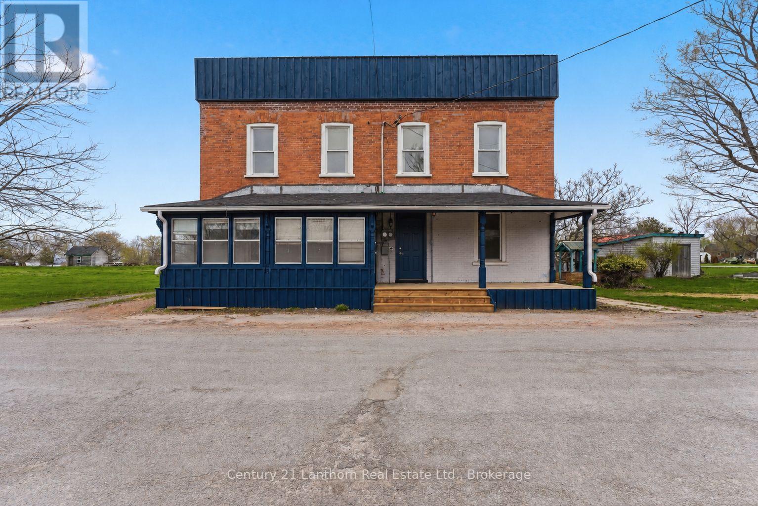 16 STORE STREET, Prince Edward County (Hillier Ward) — photo 2