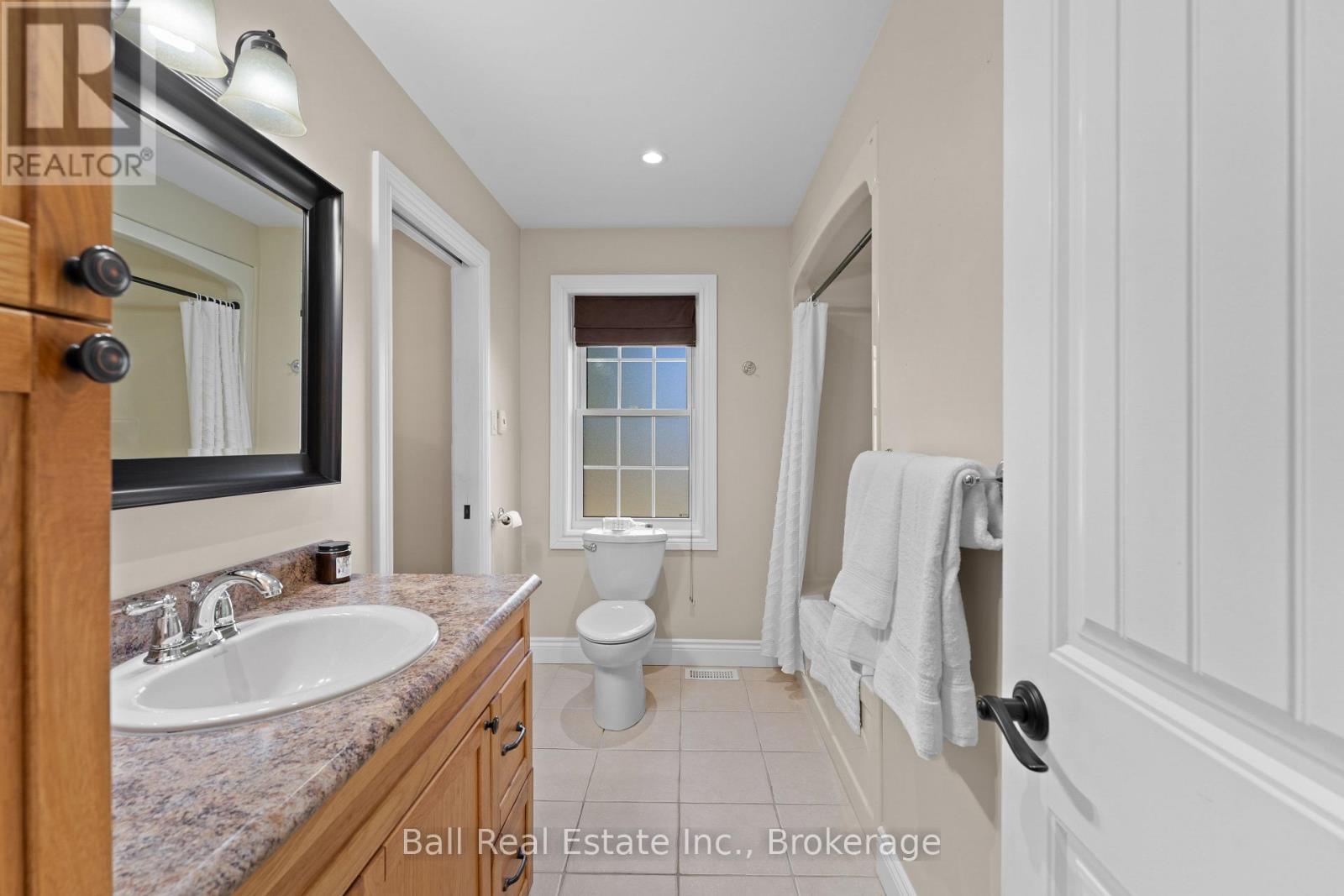 382 LAKEHURST CIRCLE ROAD - 23