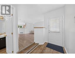 Living room - 254 Ellesmeer Avenue, Kingston, ON K7P3C6 Photo 6