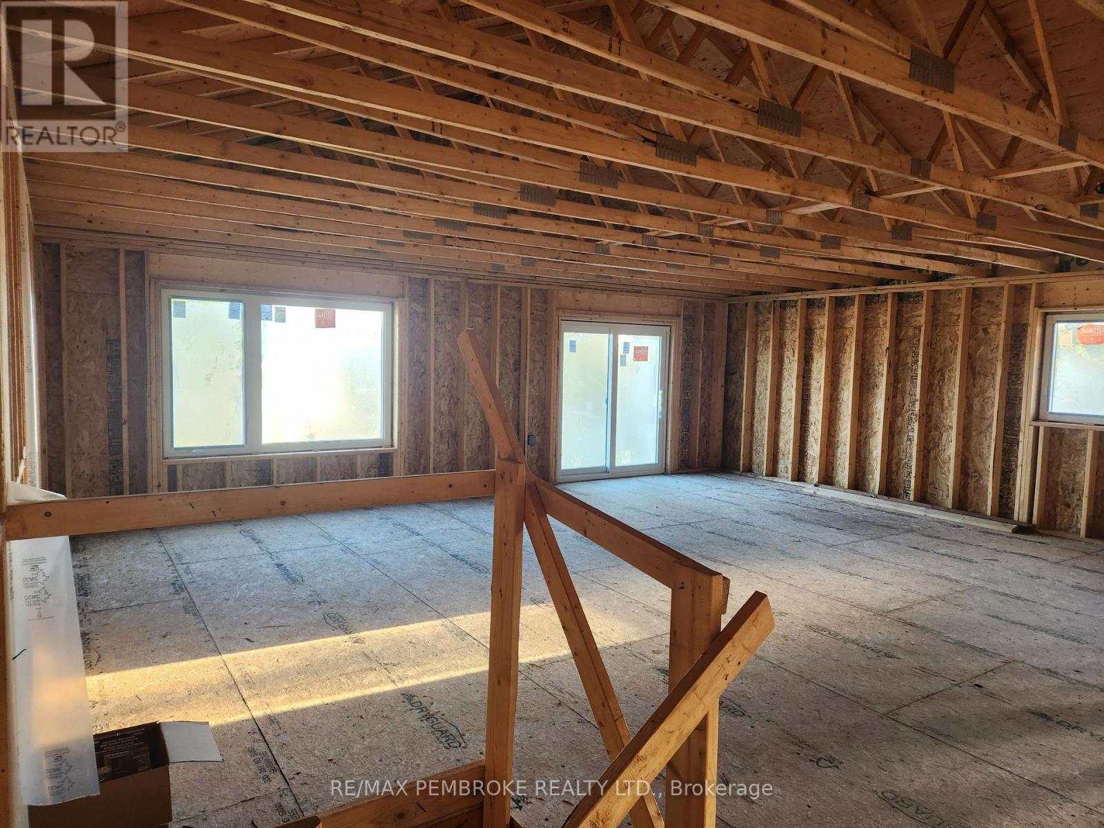 12 EDDY CRESCENT - 2