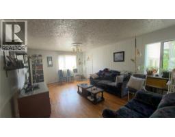 719 Big Eddy Road, Revelstoke, BC V0E2S0 Photo 10