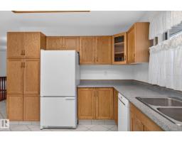 Breakfast - 5814 181 St Nw, Edmonton, AB T6M1V7 Photo 9
