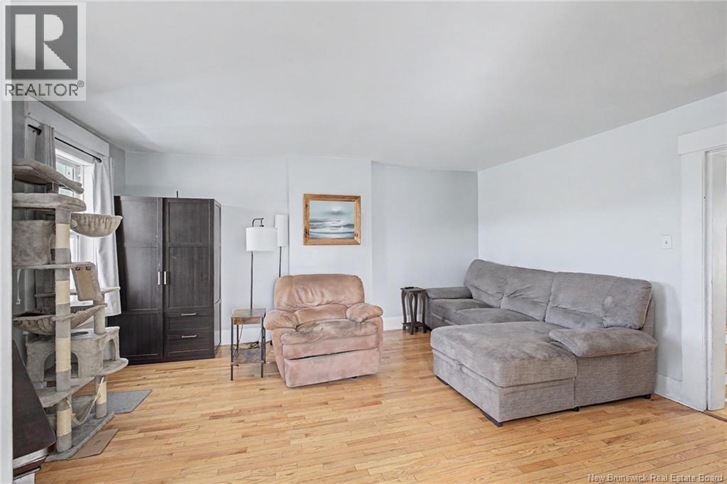 2 River Street, Fredericton, New Brunswick, E3A4L6, Fredericton, New Brunswick — photo 5 of 5