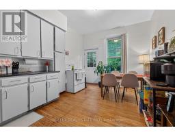 Main Floor - 20 Draper Street, Toronto, ON M5V2M4 Photo 12