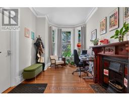 Main Floor - 20 Draper Street, Toronto, ON M5V2M4 Photo 7