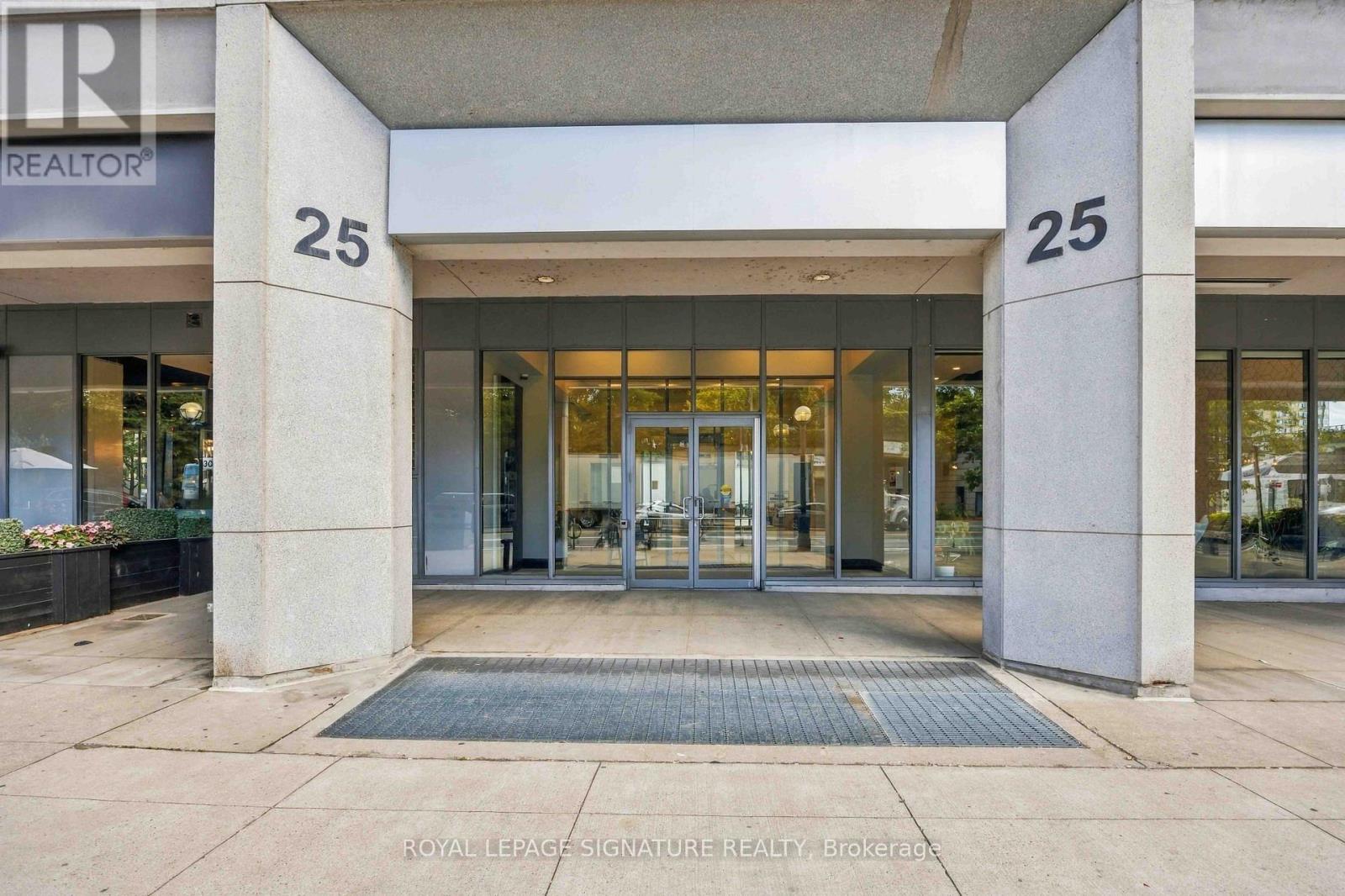 1612 - 25 LOWER SIMCOE STREET