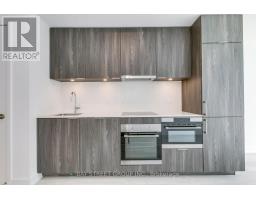624 - 15 Queens Quay E, Toronto, ON M4J1Y1 Photo 8