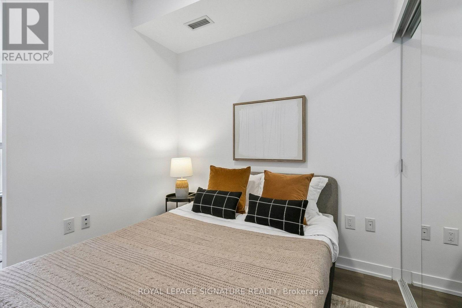 #1006 20 RICHARDSON STREET - 13