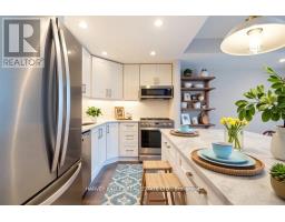 502 - 218 Queens Quay W, Toronto, ON M5J2Y6 Photo 12