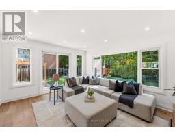 27 Christine Crescent, Toronto, ON M2R1A4 Photo 17