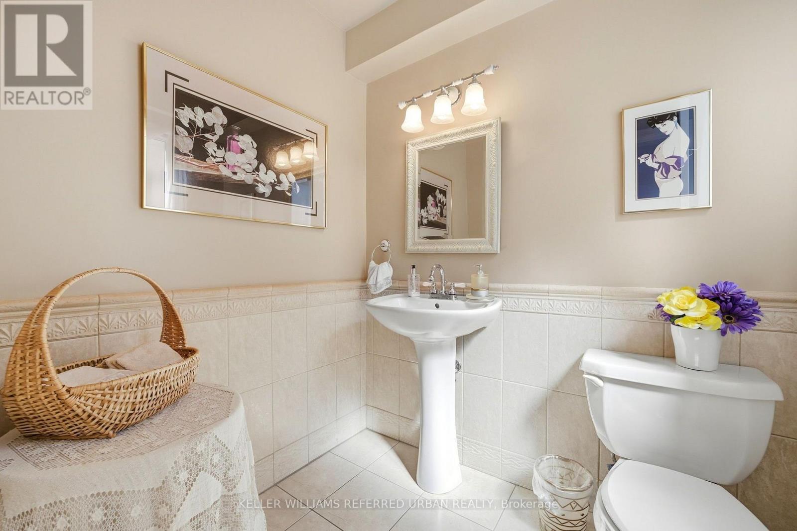 23 BANSTOCK DRIVE - 17