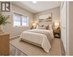 319 Cimarron Bay, Okotoks, AB T1S1R6 Photo 19