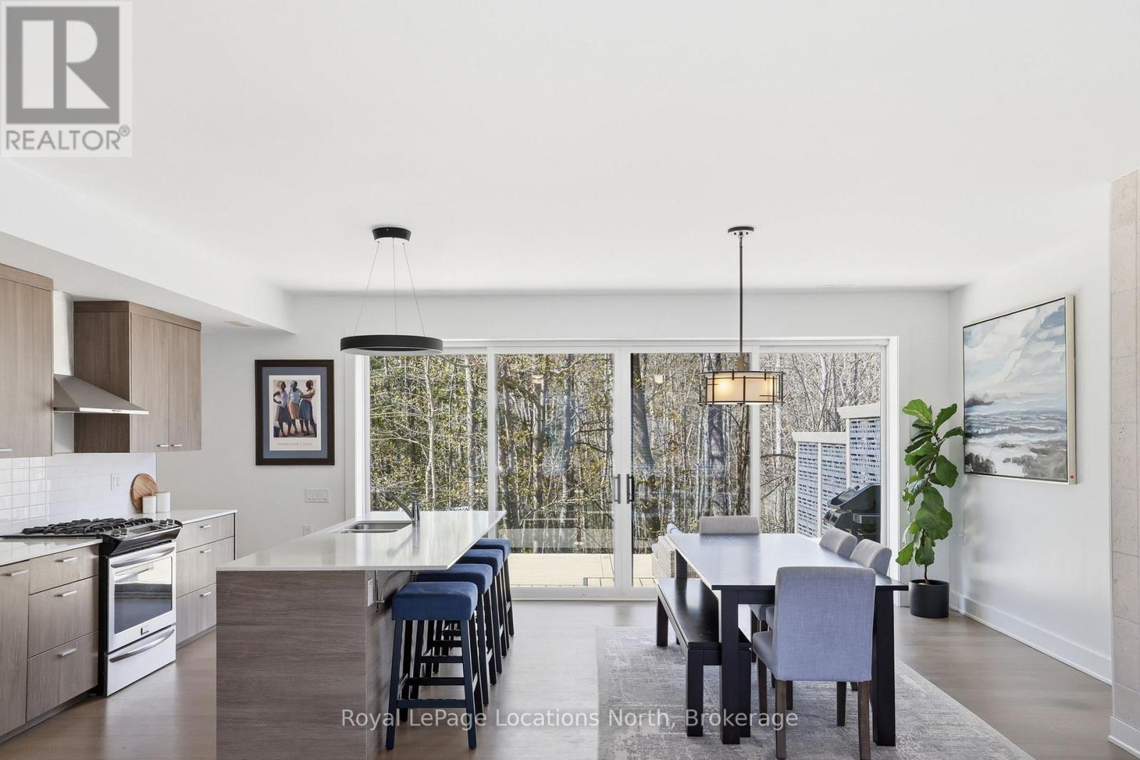 66 GORDON CRESCENT - 12