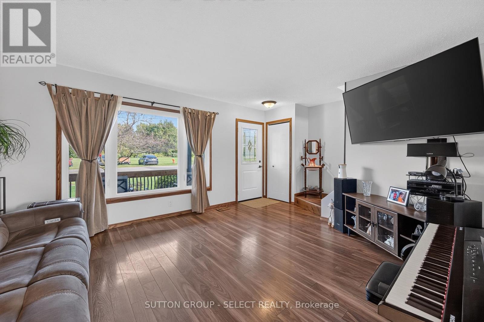 282 MARSH LINE - Image 16