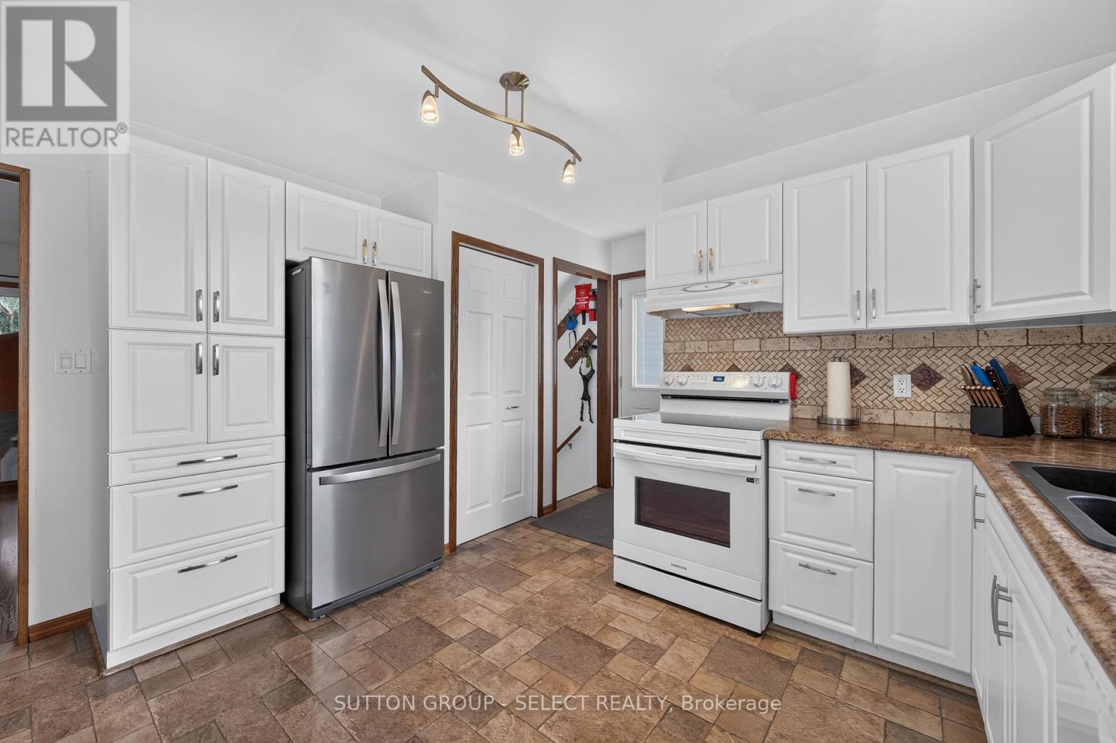 282 MARSH LINE - 21