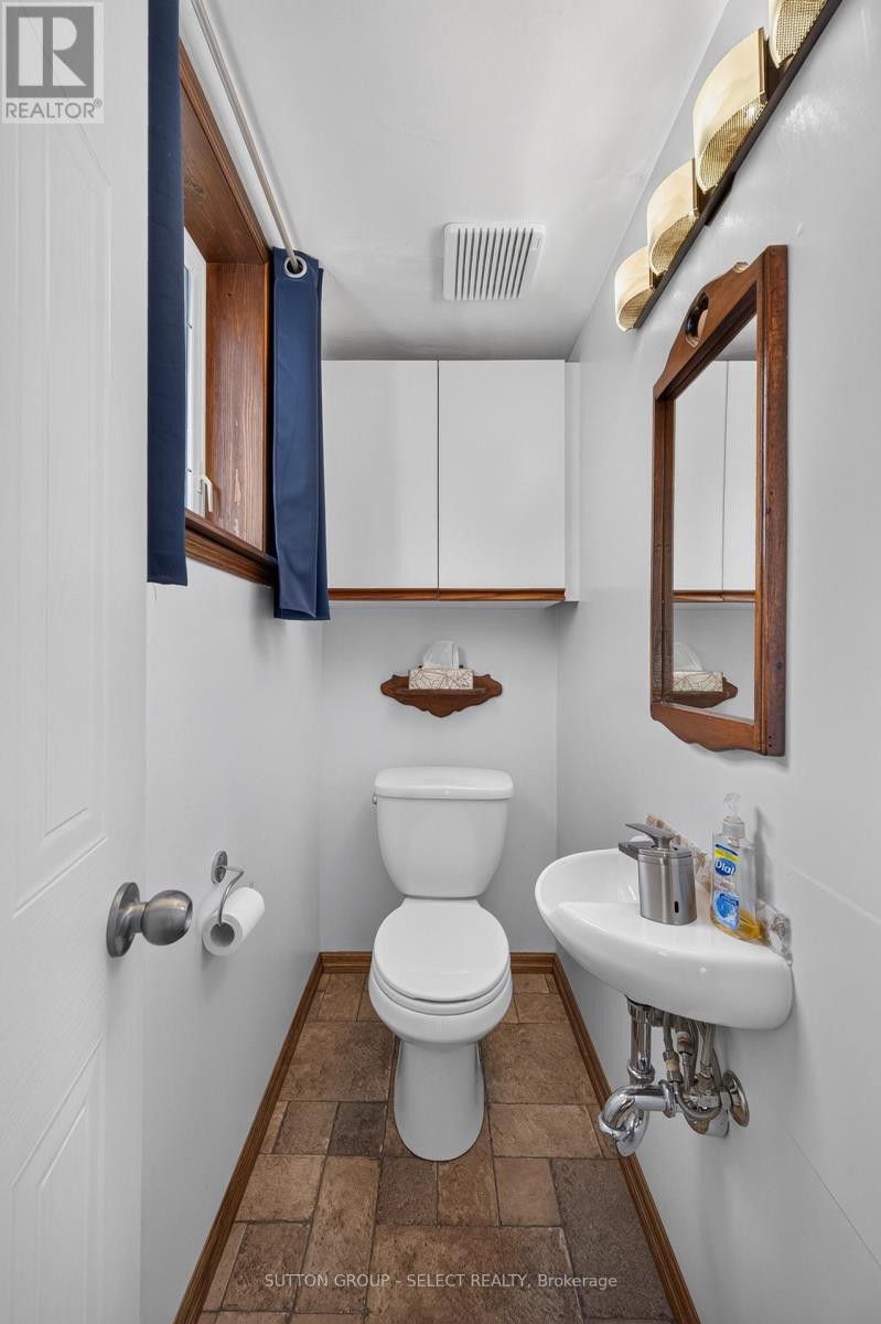 282 MARSH LINE - 22