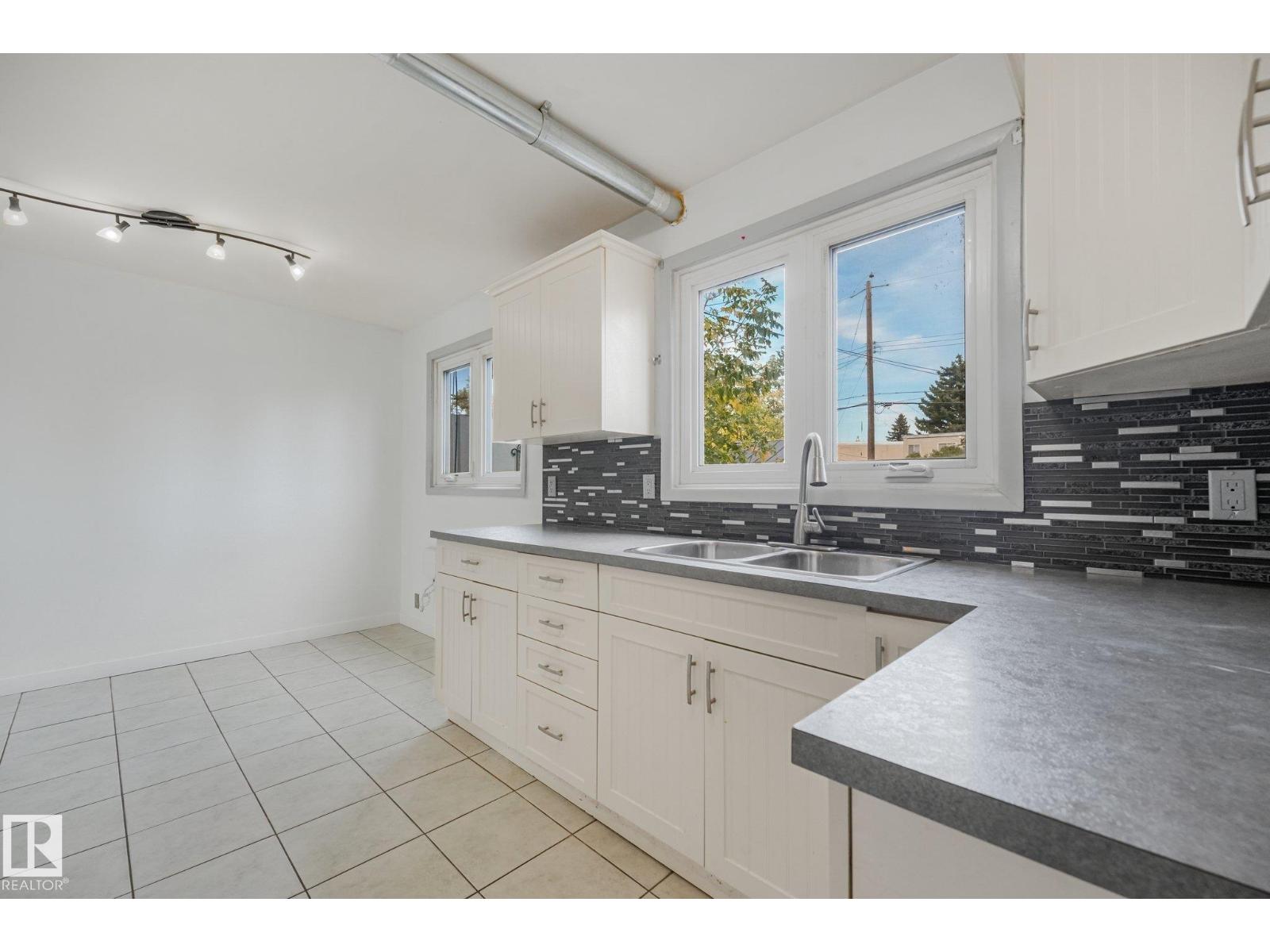 10410 LAUDER AV NW - 14