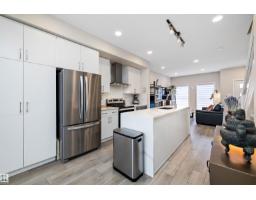 7817 Yorke Rd Nw, Edmonton, AB T5G2R6 Photo 11