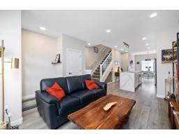 Bedroom 3 - 7817 Yorke Rd Nw, Edmonton, AB T5G2R6 Photo 6