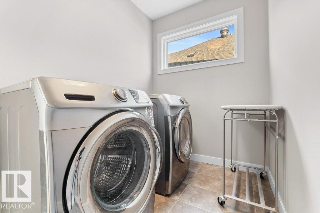 1523 168 ST SW - 24