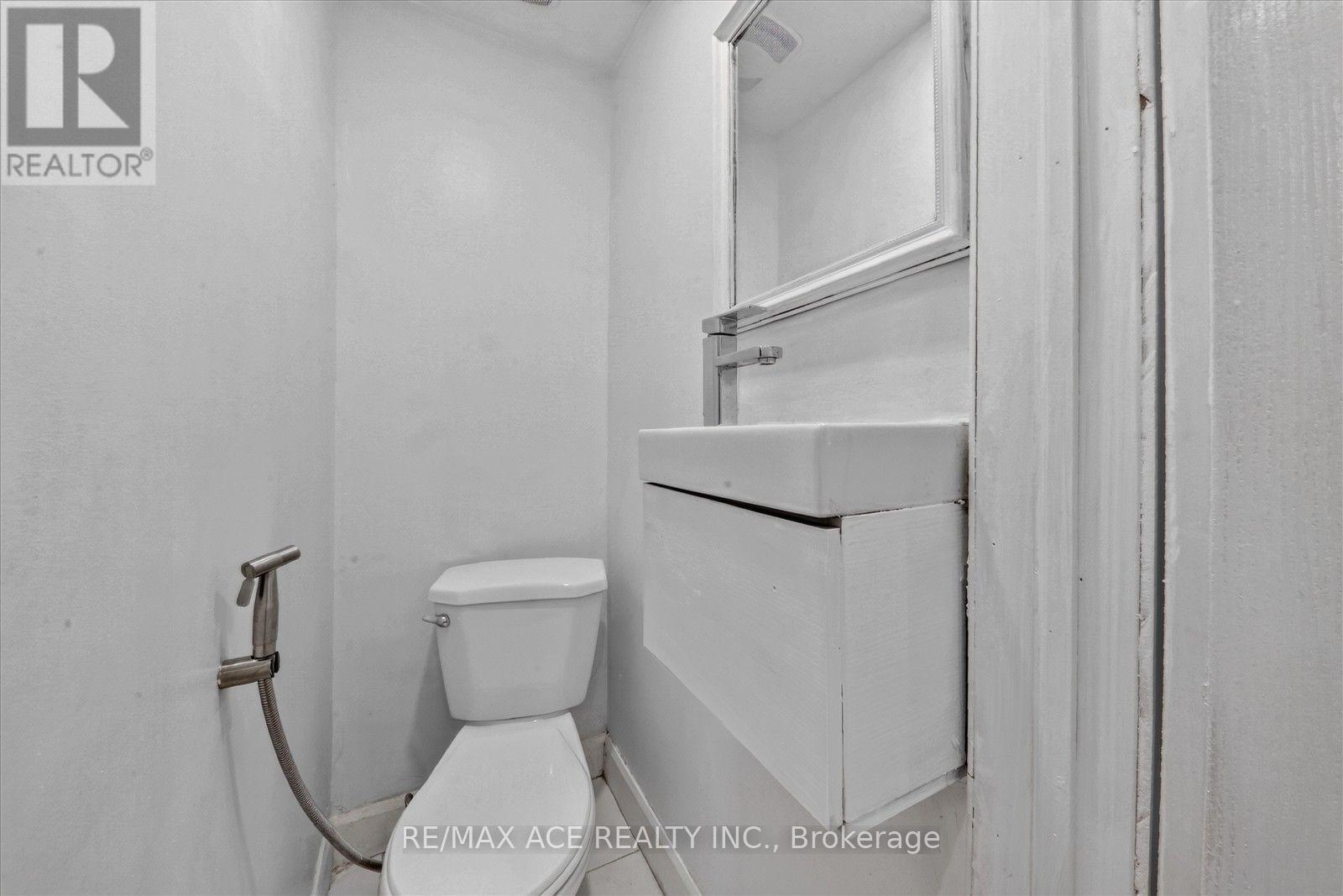 47 LAUREL AVENUE - 20