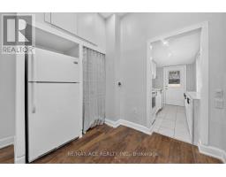 47 Laurel Avenue, Toronto, ON M1K3J4 Photo 11