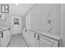 47 Laurel Avenue, Toronto, ON M1K3J4 Photo 13