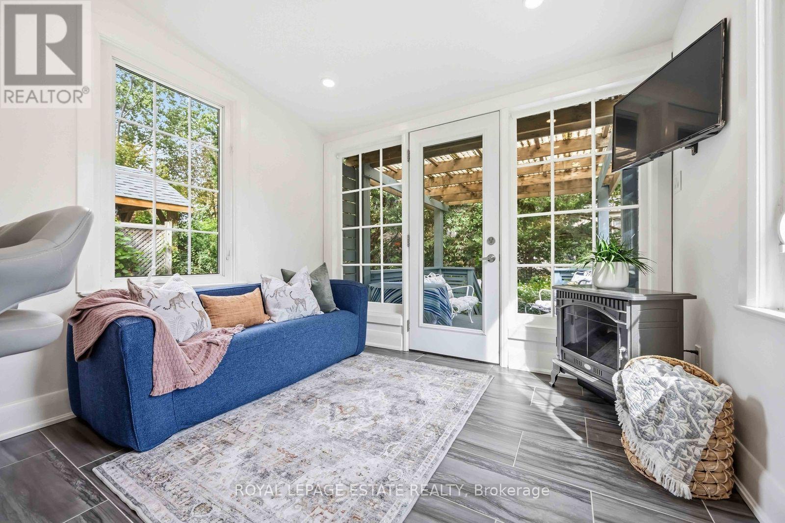 47 HARDING BOULEVARD - 11